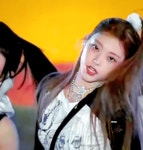 더쿠 - 오늘 해린 움짤 개이쁘다....