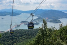 사천, 삼천포항을 내려보는 각산에 올라 - -───♣회원자작사진 - 아름다운황혼열차(黃昏列車) 사천, 삼천포항을 내려보는 각산에 올라