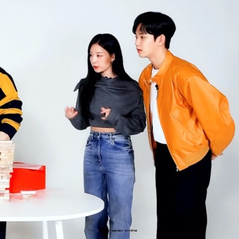 더쿠 - 티벤터뷰 백홍 (ˊσ̴̶̷σ̴̶̷ˋ).*.gif