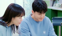 더쿠 - 같이 찍은거 보면 기억날까 기대한듯 ㅋㅋ
