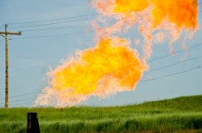 U.S. Fracking Boom Wont Bring Manufacturing Home: Analysts