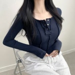 바이투엘 [도톰원단]made 이너블 쫀득핏 볼륨 슬림핏 싱글 절개버튼 단추 스판 티아 크롭티(4color)