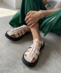 210nouve（トゥージュヌーブ）の「ボリュームソールグルカサンダル（サンダル）」 - WEAR