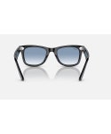 Ray-Ban（レイバン）の「【ZOZOTOWN】人気 No.4 Ray-Ban レイバン サングラス Original Wayfarer 0RB2140F 紫外線対策 901/3F52... 
