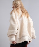RNA（アールエヌエー）の「J2037 Ｂ－３ボアジャケット（その他アウター）」 - WEAR