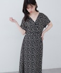 natural couture（ナチュラルクチュール）の「【WEB限定】トライアングルカラーワンピース（ワンピース）」 - WEAR