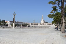 무료 이미지 : 산투 안 리오, 공공 장소, 큰 광장, 시티, 도시, 마을 광장, 인간 정착, 건물, 사원, 관광 여행, 사진술, 휴가, 거리, 도로... 