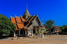 미술, 유명한, 거룩한, 늙은, 아시아 사람, 동상, 와트, 고대의, 존경, 집 밖의, 탑, 람빵, 문화, 불교의, 신전, 재산, 하늘, 부동산, 주거... 