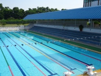 수영장, 하늘, 필드 하우스, 여가, 휴양, 복합 재료, 장난, 헤엄 치는 사람, 멀티 스포츠... 대회, 스포츠 경기장, 레저 센터, 자유형 수영... 