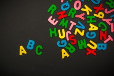 무료 이미지 : 알파벳, alphabet letter, 아가, 기본, 공백, 블록, 판, 어린이, 닫다, 색깔의, 화려한, 교육, 영어, 세례반, 글꼴, 더미... 