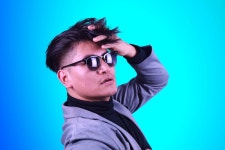 무료 이미지 : 푸른, 태양 안경, 시력 보호, 사진술, 색안경, 시원한, 장난, 인간 행동 6000x4000 - oushiel - 1459179 - 무료 이미지 - PxHere