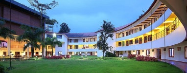 사용, 잔디, 나무, 안마당, 농원, 맨션, 교정, 여인숙, 시티, 에코 호텔, 분양 아파트 3908x1535 - niravpanchal047 - 1575983 - 무료 이미지 - PxHere