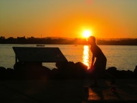 무료 이미지 : 샌디에고, 일몰, 스케이터, 실루엣, 주황색, 태양, 수평선, 물, 해돋이, 열, 저녁, 고요한, 황혼, 잔광, 강, 구름, 소리... 