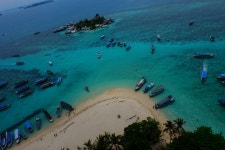 무료 이미지 : 바닷가, 인도네시아 공화국, 푸른, 바다, 보트, Belitung Island, 물줄기, 연안 및 해양 지형, 대양, 하늘빛, 터키 옥... 