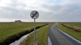 들, 폴 더, 하부 구조, 교통 표지판, 레인, 목장, 경치, 식물, 간판, 기호, 비 건축물, 대초원 3264x1836 - apfel1 - 1621832 - 무료 이미지 - PxHere