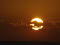 무료 이미지 : 수평선, 구름, 하늘, 태양, 해돋이, 일몰, 햇빛... 태양, 해돋이, 일몰, 햇빛, 아침, 분위기, 저녁, 솔, 잔광, 천체, 황혼... 