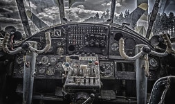 Free Images : airplane, vehicle, aviation, cockpit, biplane, screenshot, the plane, historical park, aircraft engine 4320x2565... 
