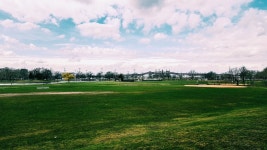 무료 이미지 : 경치, 잔디, 수평선, 구름, 구조, 하늘, 들, 목초지, 대초원, 언덕, 녹색, 목장, 야구장, 평원, 골프 코스, 골프 클럽, 농촌... 