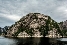 무료 이미지 : 경치, 바다, 연안, 나무, 자연, 록, 구름, 호수, 강, 산맥, 낭떠러지, 후미, 차량, 협만, 지역, 물줄기, ...곶, 작은 섬, 지형... 