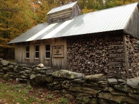 무료 이미지 : 지붕, 외양간, 흘리다, 마을, 시골집, 산들, 통나무... 마을, 시골집, 산들, 통나무 오두막집, 청자 동충하초, 옥외... 