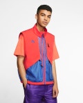 Nike ACG Vest. Nike.com