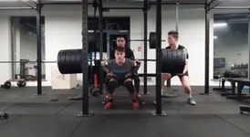 Gym Fail Squatting GIF - Gym Fail Gym Squatting - Discover & Share GIFs