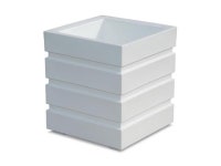 MAYNE INC 5860-W Freeport Patio Planter 18x18 White - Newegg.com