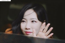 가생이닷컴>팬빌리지 > 소녀시대 > 180114 인천공항 입국 태연 by Alluring voice
