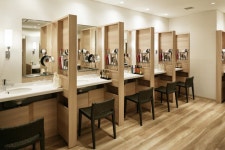 神戸みなと温泉 蓮のアルバイト・バイト求人情報｜【タウンワーク】でバイトやパートのお仕事探し 未経験でも安心！週２日～OK！... 