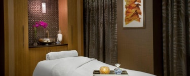 Spa Hotel in Manhattan | JW Marriott Essex House New York JW Marriott Essex House New York