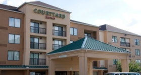 Nashville Accommodations | Guest Rooms | Courtyard Nashville at Opryland Courtyard Nashville at Opryland