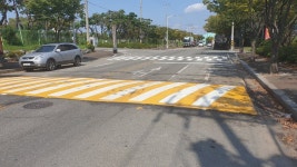 북항 신안비치팔레스A 1차 후면도로 교통 소음건외 - 열린시장실 북항 신안비치팔레스A 1차 후면도로 교통 소음건외