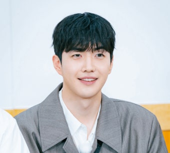 런닝맨, 새로운 막내 강훈 합류 : 7인체제 돌파! 26일 첫 방송! > 이슈 | 시보드 런닝맨, 새로운 막내 강훈 합류 : 7인체제 돌파! 26일 첫 방송!