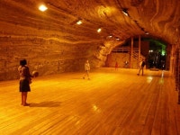 웅장웅장 유네스코 문화재로 등재된 폴란드의 소금광산 > 인기 게시물 | 시보드 웅장웅장 유네스코 문화재로 등재된 폴란드의 소금광산