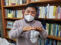 타인을 돕는 사회적 활동은 내 삶의 방식 이현희 사회적 협동조합 한울타리 전 이사장 > 뉴스 정보 01 | 시보드 - 종합 커뮤니티 타인을 돕는... 