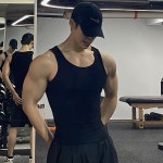 여름 남자 스포츠 피트니스 훈련 슬림 핏 베이스 셔츠 탄성 민소매 허들 통기성 I 자형 조끼 • 1688 • 어이사마켓 | 어이사마켓 여름 남자... 