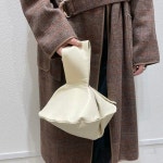 ビームス 神戸（250063） フォトログ｜BEAMS ビームス 神戸フォトログ