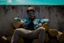 When Does Confidence Become Cockiness? – Jessie Lewis – Medium