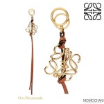 ナグラムチ LOEWE チャームの通販 by ENAs shop｜ロエベならラクマ - ロエベ★アナグラム ほどでした
