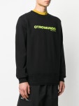 Marcelo Burlon County of Milan 오트로문도 스퀘어 스웨트셔츠 | 전 세계 럭셔리 브랜드를 한눈에 볼 수 있는 파페치 ✈ 한국까지... 