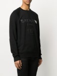 발망 Balmain 메탈릭 로고 스웨트셔츠 | 전 세계 럭셔리 브랜드를 한눈에 볼 수 있는 파페치 ✈ 한국까지 쉽고 빠른 배송, 간편한 무료... 