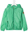 Save The Duck Kids green logo patch hooded windbreaker for kids | J3865UMEGAX at Farfetch.com Save The Duck Kids Logo Patch... 