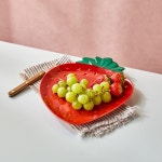 LF스퀘어 공식 온라인몰 [모던하우스] 팝팝프루츠 멜라민 딸기모양접시 24CM_PL0124041