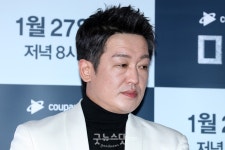 [덕샷] 허성태, 빌런 전문 배우의 품격 < 포토 < 기사본문 - 굿뉴스닷컴 [덕샷] 허성태, 빌런 전문 배우의 품격