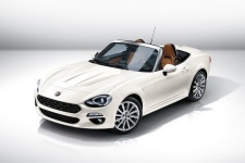 오리지널] 피아트 124 스파이더 마즈다 MX-5 기반 스포츠카 < 기고... 오리지널] 피아트 124 스파이더 마즈다 MX-5 기반 스포츠카