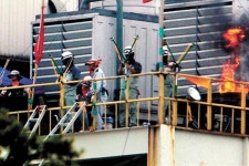 진짜 망해야 정신 차리죠 이 시국에 르노삼성차가 욕먹고 있었던 진짜 이유 - 트래피카