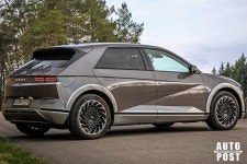 굳이 이런 것까지 옹호해줘야 하나? 아이오닉5를 지금 절대 사면 안 된다는 3가지 이유 - 트래피카