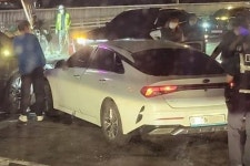 인생 진짜 망했습니다 쏘카로 7억 롤스로이스 박은 20대 운전자가 물어내야 하는 금액 수준 - 트래피카