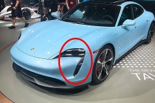 매일 밤 울고 있습니다 차주들 한탄 이어지자 결국 포르쉐 최후의 결단 내렸다 - 트래피카