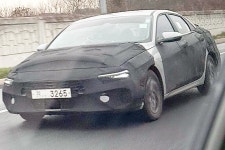 삼각떼만 아니면 됩니다 아반떼 페이스리프트 디자인 변화, 정말 괜찮나? - 트래피카